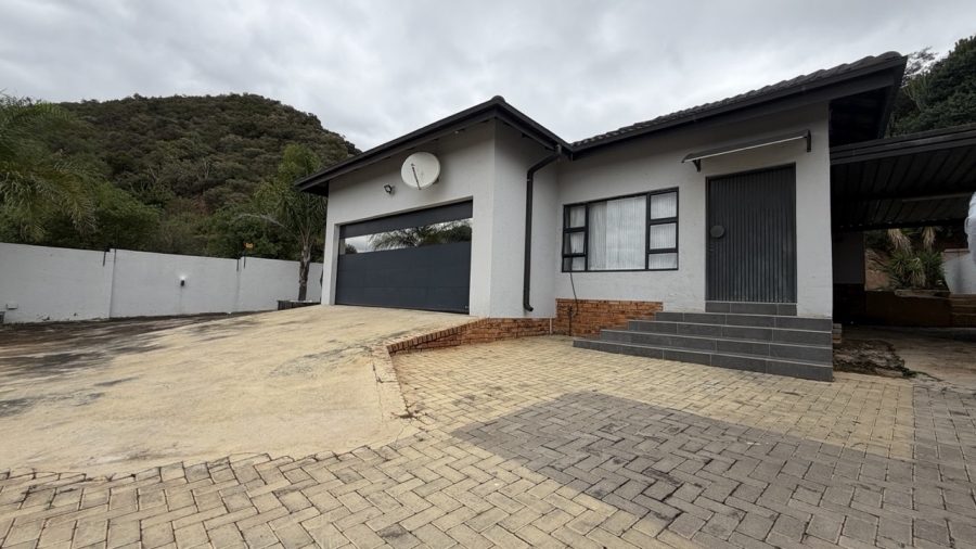 3 Bedroom Property for Sale in Tlhabane West North West